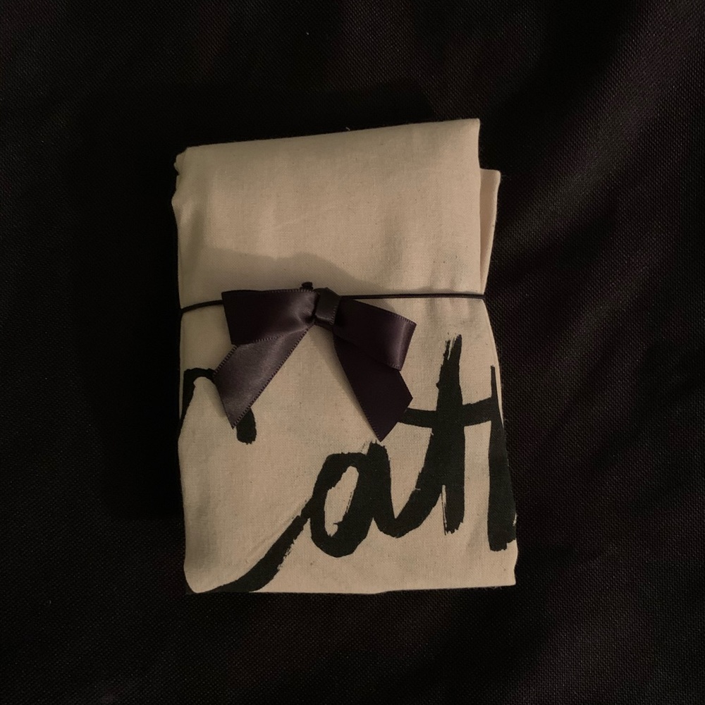 Catbird Swan tote